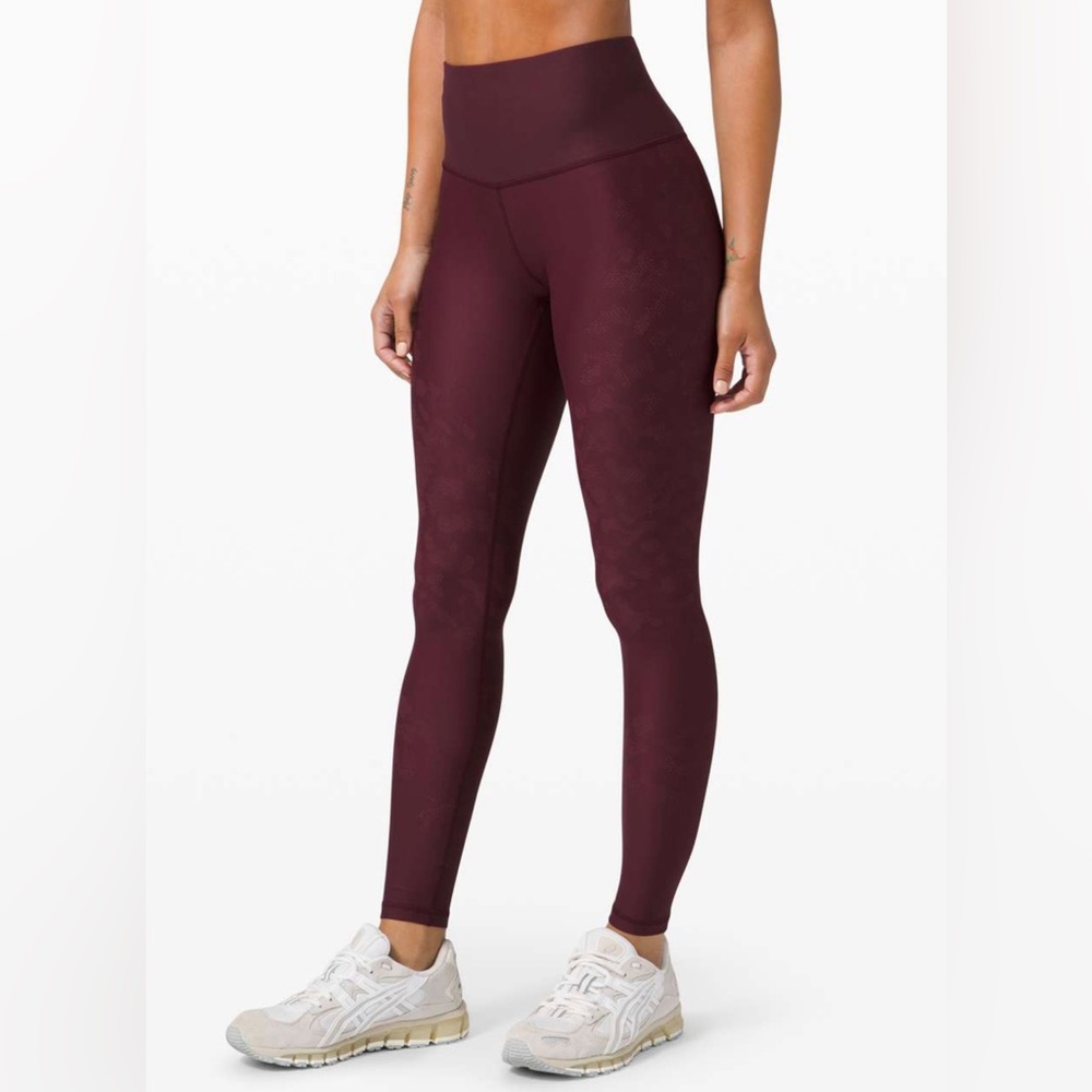 Lululemon Mapped Out HR Tight 28” Camo Maroon